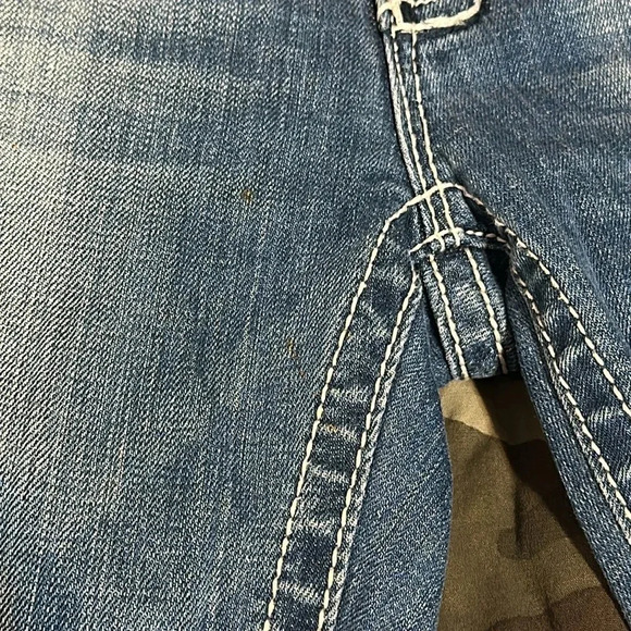 Miss Me denim easy capri size 27, 24" inseam - Picture 5 of 5